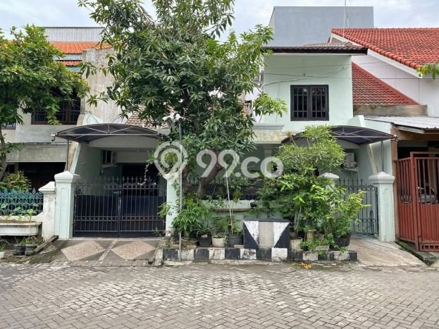 Rumah Modern Cantik 4 Kamar Bisa Langsung Pindah di Rungkut Rumah Modern Cantik 4 Kamar Bisa Langsung Pindah di Rungkut