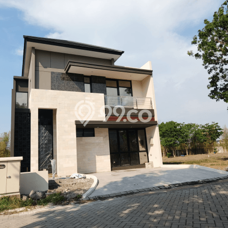 Rumah Luxury Modern Tanpa Renovasi di Pakuwon Surabaya Rumah Luxury Modern Tanpa Renovasi di Pakuwon Surabaya