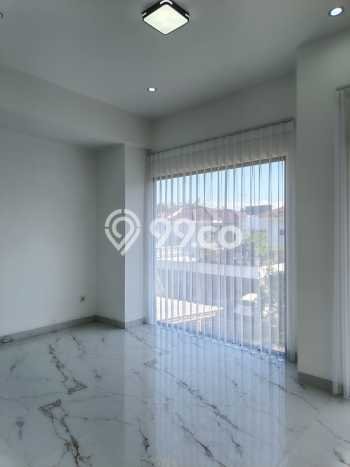 Rumah Eksklusif Dijual LT 234m2 di BSD, Tangerang Selatan Rumah Eksklusif Dijual LT 234m2 di BSD, Tangerang Selatan