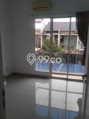 Dijual Rumah 3 Kamar Lokasi Strategis Nyaman dan Strategis di BSD Dijual Rumah 3 Kamar Lokasi Strategis Nyaman dan Strategis di BSD