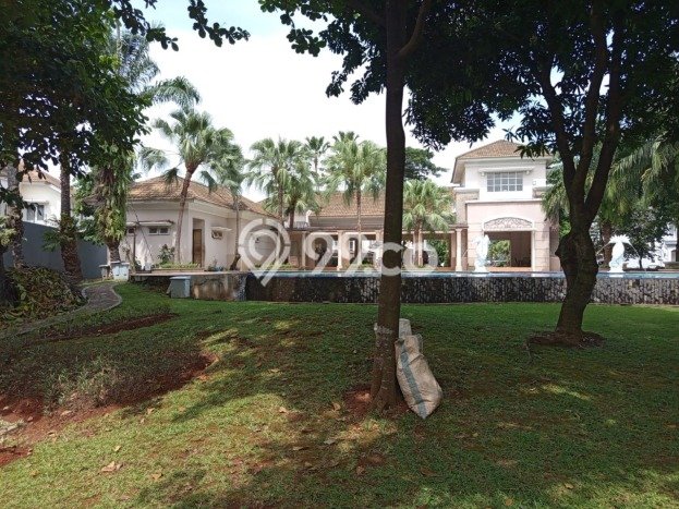 Rumah Elit Modern Tanpa Renovasi di Summarecon Serpong Tangerang Rumah Elit Modern Tanpa Renovasi di Summarecon Serpong Tangerang