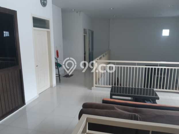 Dijual Rumah Premium dengan Fasilitas Sekitar Komplit di Manyar, Surabaya Dijual Rumah Premium dengan Fasilitas Sekitar Komplit di Manyar, Surabaya