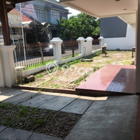 Rumah Luxury Modern Siap Huni di Semolowaru Surabaya Rumah Luxury Modern Siap Huni di Semolowaru Surabaya