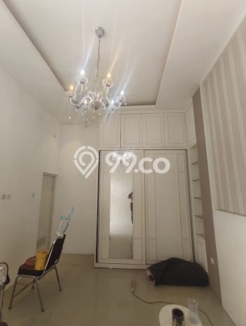 Rumah Modern Cantik 3 KT Siap Huni di Rungkut Rumah Modern Cantik 3 KT Siap Huni di Rungkut