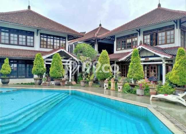Vila di , Ukuran 1400m2m², Lokasi Strategis untuk usaha Vila di , Ukuran 1400m2m², Lokasi Strategis untuk usaha