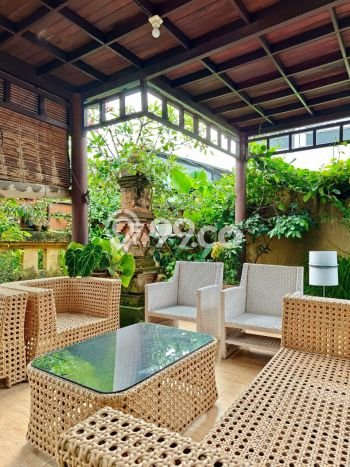 Ready to Use! Premium House LT 140m2 Desain Elegan di Renon Ready to Use! Premium House LT 140m2 Desain Elegan di Renon