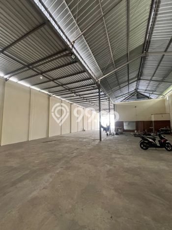 Gudang Dijual di Prime Area Badung Luas 150m2 Gudang Dijual di Prime Area Badung Luas 150m2