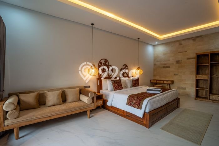 Vila Terawat Kawasan , Dimensi 300m2m², Lingkungan Asri dan nyaman Vila Terawat Kawasan , Dimensi 300m2m², Lingkungan Asri dan nyaman