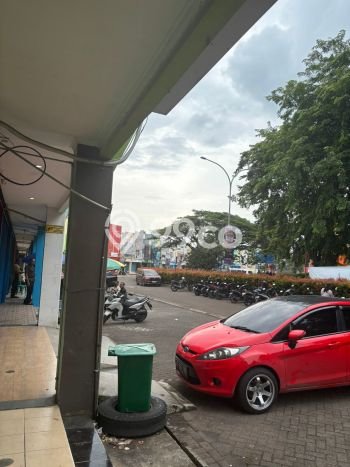 Area Ramai! Ruko Dijual di Tambun Selatan untuk Bisnis Luas Bangunan 200m2 Area Ramai! Ruko Dijual di Tambun Selatan untuk Bisnis Luas Bangunan 200m2