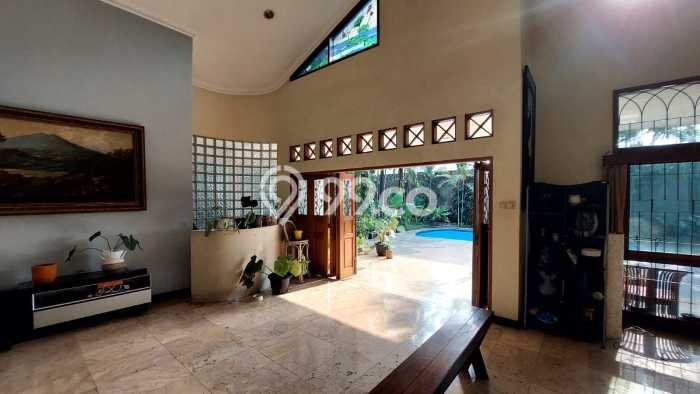 Dijual Hunian Mewah dengan Fasilitas Sekitar Lengkap di Kebayoran Baru, Jakarta Selatan Dijual Hunian Mewah dengan Fasilitas Sekitar Lengkap di Kebayoran Baru, Jakarta Selatan