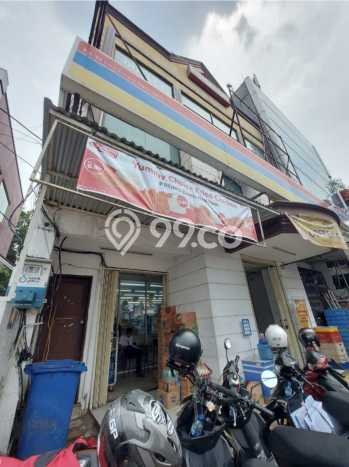 Dijual Ruko Strategis di Warung Buncit, Luas 661m², Jalan Utama, Area Bisnis Dijual Ruko Strategis di Warung Buncit, Luas 661m², Jalan Utama, Area Bisnis