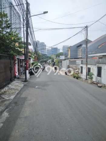 Investasi Kost Dijual di Kebayoran Baru, Jakarta Selatan, Spesifikasi 5 KT, 4 KM, 363m2 Investasi Kost Dijual di Kebayoran Baru, Jakarta Selatan, Spesifikasi 5 KT, 4 KM, 363m2