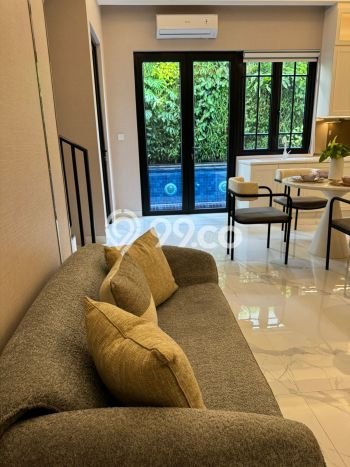 Hunian Mewah Siap Huni LT 112m2 di Pesanggrahan, Jakarta Selatan Hunian Mewah Siap Huni LT 112m2 di Pesanggrahan, Jakarta Selatan
