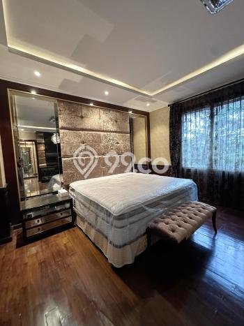 For Sale! Luxury House LT 333m2 Desain Elegan di Lebak Bulus For Sale! Luxury House LT 333m2 Desain Elegan di Lebak Bulus