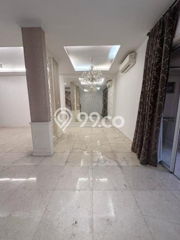 For Sale! Luxury House LT 333m2 Desain Elegan di Lebak Bulus For Sale! Luxury House LT 333m2 Desain Elegan di Lebak Bulus