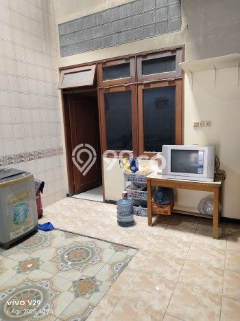 Dijual Rumah Luas Elegan Dengan View Cantik di Dharma Husada, Surabaya Dijual Rumah Luas Elegan Dengan View Cantik di Dharma Husada, Surabaya