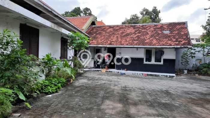 Siap Huni Hunian Elit 11 Kamar di Wonokromo Dekat ke Mana Saja Siap Huni Hunian Elit 11 Kamar di Wonokromo Dekat ke Mana Saja