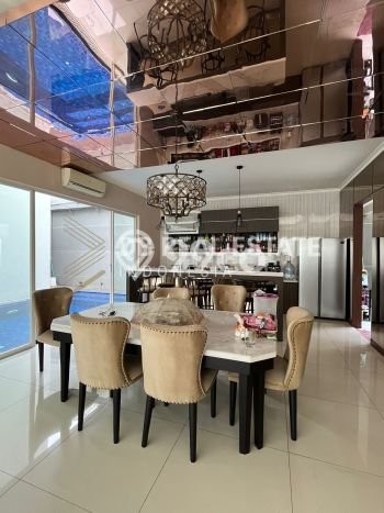 For Sale! Luxury House LT 375m2 Desain Modern di Graha For Sale! Luxury House LT 375m2 Desain Modern di Graha