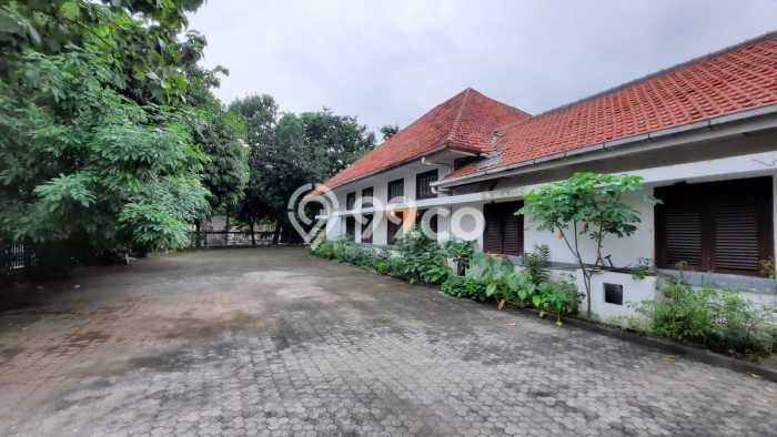 Siap Huni Hunian Elit 11 Kamar di Wonokromo Dekat ke Mana Saja Siap Huni Hunian Elit 11 Kamar di Wonokromo Dekat ke Mana Saja