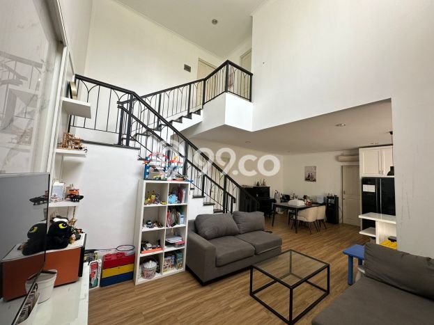 Rumah Elit LB 280m2 Siap Pakai Desain Elegan di Pakuwon Indah, Surabaya Rumah Elit LB 280m2 Siap Pakai Desain Elegan di Pakuwon Indah, Surabaya