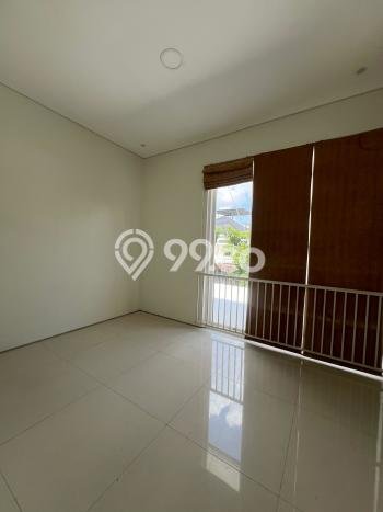 Dijual Rumah Premium dengan Fasilitas Sekitar Komplit di Wiyung, Surabaya Dijual Rumah Premium dengan Fasilitas Sekitar Komplit di Wiyung, Surabaya