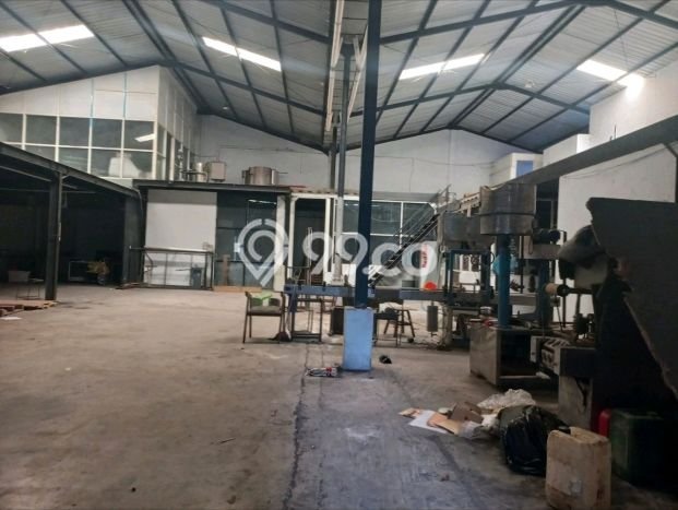 Unit Gudang Dijual di Buduran Sidoarjo Luas Tanah 624m2, Luas Bangunan 576m2 Unit Gudang Dijual di Buduran Sidoarjo Luas Tanah 624m2, Luas Bangunan 576m2