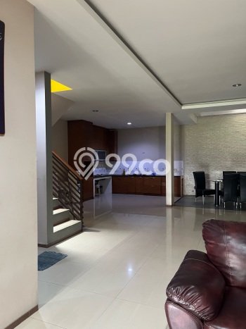 For Sale Hunian Rumah Terawat 4 Kamar di Modernland, Tangerang For Sale Hunian Rumah Terawat 4 Kamar di Modernland, Tangerang
