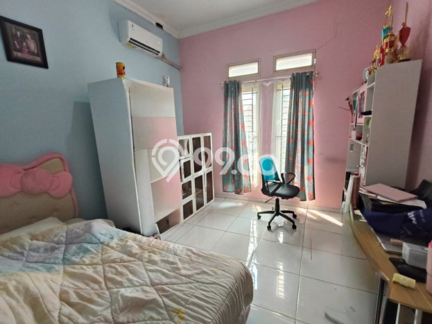 Hunian Cantik Modern Lb 180m2 di Tangerang, Tangerang Hunian Cantik Modern Lb 180m2 di Tangerang, Tangerang