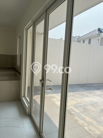Rumah Minimalis 3 Kamar LT 160m2 di Suvarna Sutera Rumah Minimalis 3 Kamar LT 160m2 di Suvarna Sutera