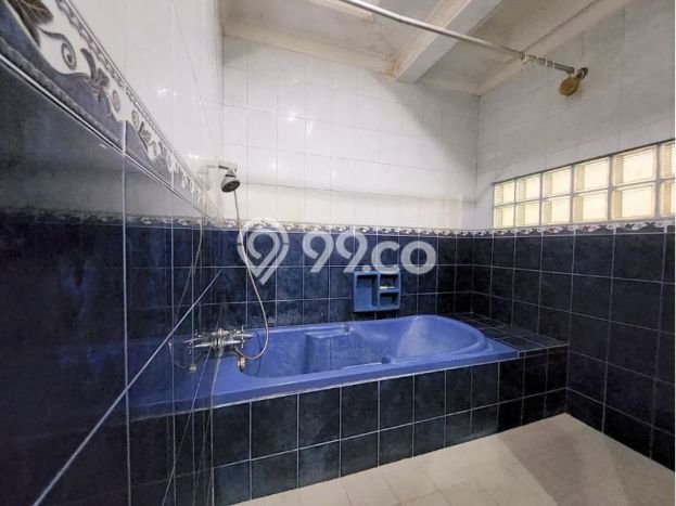 Siap Huni Hunian Elit 4 Kamar di Limo Dekat ke Mana Pun Siap Huni Hunian Elit 4 Kamar di Limo Dekat ke Mana Pun
