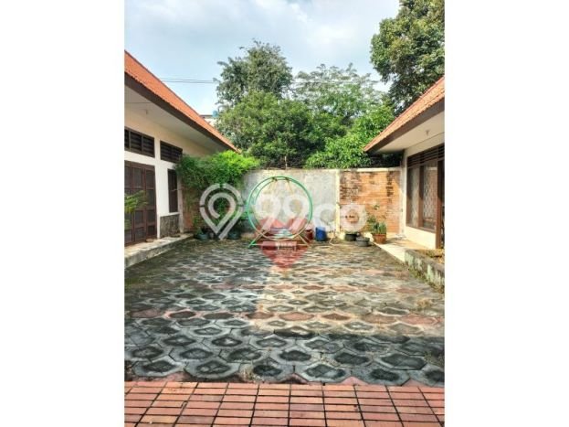 Area Ramai! Pabrik Dijual di Kebayoran Lama untuk Bisnis Luas Bangunan 1000m2 Area Ramai! Pabrik Dijual di Kebayoran Lama untuk Bisnis Luas Bangunan 1000m2