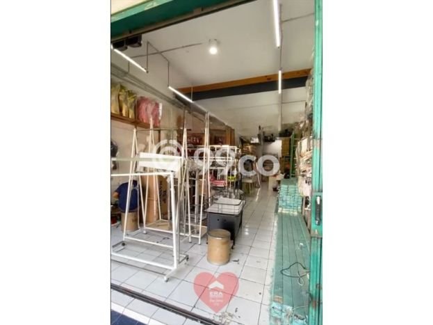 LOKASI PREMIUM! Ruko Kawasan Serpong, Luas 335m², Area Komersial LOKASI PREMIUM! Ruko Kawasan Serpong, Luas 335m², Area Komersial