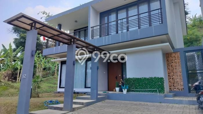 Hunian Mewah LB 300m2 Siap Pakai Desain Elegan di Dago, Bandung Hunian Mewah LB 300m2 Siap Pakai Desain Elegan di Dago, Bandung