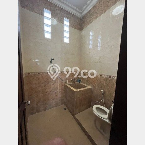 Rumah di Batununggal, Luas 390m2m², Bangunan 500m2m² Rumah di Batununggal, Luas 390m2m², Bangunan 500m2m²