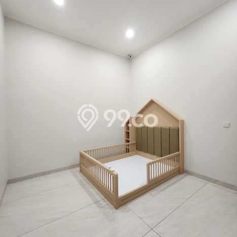 Rumah Mewah Siap Huni LT 375m2 di Batununggal, Bandung Rumah Mewah Siap Huni LT 375m2 di Batununggal, Bandung