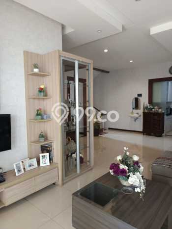 Rumah Luxury Modern Siap Huni di Cikutra Bandung Rumah Luxury Modern Siap Huni di Cikutra Bandung