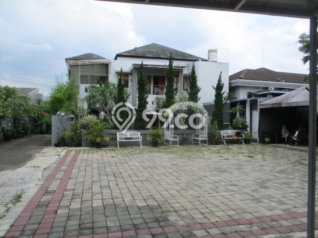 Rumah Elit Modern Tanpa Renovasi di Cigadung Bandung Rumah Elit Modern Tanpa Renovasi di Cigadung Bandung