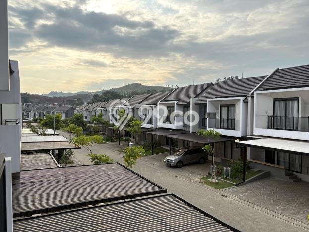 For Sale! Luxury House LT 120m2 Desain Modern di Kota Baru Parahyangan For Sale! Luxury House LT 120m2 Desain Modern di Kota Baru Parahyangan