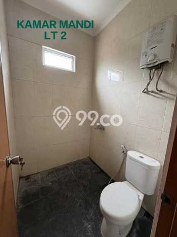 Dijual Hunian Rumah Terawat 4 KT di Taman Kopo Indah, Bandung Dijual Hunian Rumah Terawat 4 KT di Taman Kopo Indah, Bandung