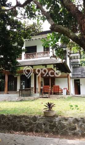 Vila Terawat Kawasan , Area 3475m2m², Lokasi Strategis dengan jalan bagus Vila Terawat Kawasan , Area 3475m2m², Lokasi Strategis dengan jalan bagus
