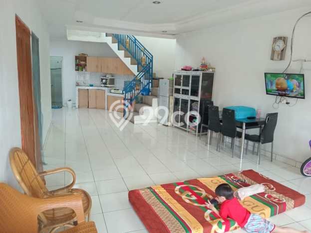 Ruko Dijual di Buah Batu LT 127m2, LB 160m2 untuk Investasi Ruko Dijual di Buah Batu LT 127m2, LB 160m2 untuk Investasi