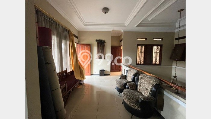 Rumah di Batununggal, Luas 390m2m², Bangunan 500m2m² Rumah di Batununggal, Luas 390m2m², Bangunan 500m2m²