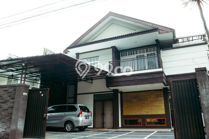 Rumah Elit Modern Tanpa Renovasi di Cipaku Bandung Rumah Elit Modern Tanpa Renovasi di Cipaku Bandung