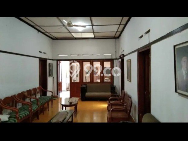 Siap Huni Rumah Mewah 18 Kamar di Lengkong Dekat ke Mana Pun Siap Huni Rumah Mewah 18 Kamar di Lengkong Dekat ke Mana Pun