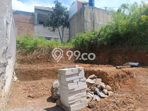 Lahan Dijual Lokasi Strategis di Bandung dengan Luas 51m2 Lahan Dijual Lokasi Strategis di Bandung dengan Luas 51m2