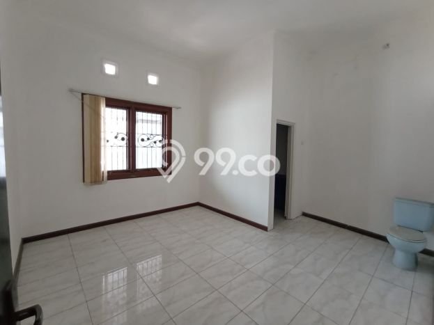Rumah Modern Cantik 2 KT Bisa Langsung Pindah di Semarang Barat Rumah Modern Cantik 2 KT Bisa Langsung Pindah di Semarang Barat