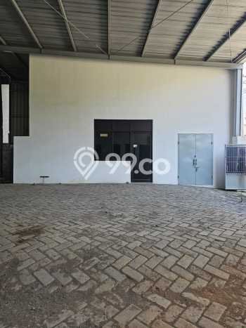 Unit Gudang disewakan di Ngaliyan Semarang dengan LT 600m2 / LB 400m2 Unit Gudang disewakan di Ngaliyan Semarang dengan LT 600m2 / LB 400m2