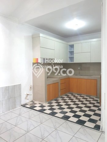 Rumah Strategis Minimalis Lb 153m2 di Semarang Barat, Semarang Rumah Strategis Minimalis Lb 153m2 di Semarang Barat, Semarang