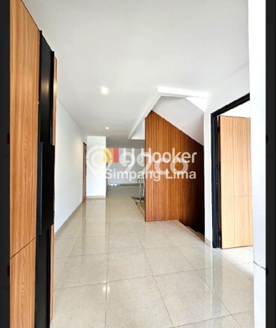 Rumah Lingkungan Nyaman kawasan Candisari, Semarang, LT 207m² LB 216m² Rumah Lingkungan Nyaman kawasan Candisari, Semarang, LT 207m² LB 216m²