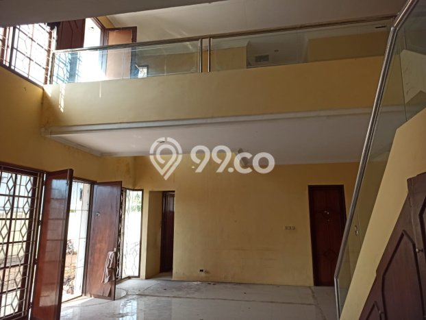 Lokasi terbaik! Rumah siap huni dikontrakkan di Candisari LB 600m2 Lokasi terbaik! Rumah siap huni dikontrakkan di Candisari LB 600m2
